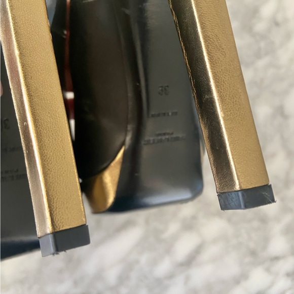 SAINT LAURENT PARIS • Black platform heel with bronze/gold heel accent size 39 - Picture 10 of 10